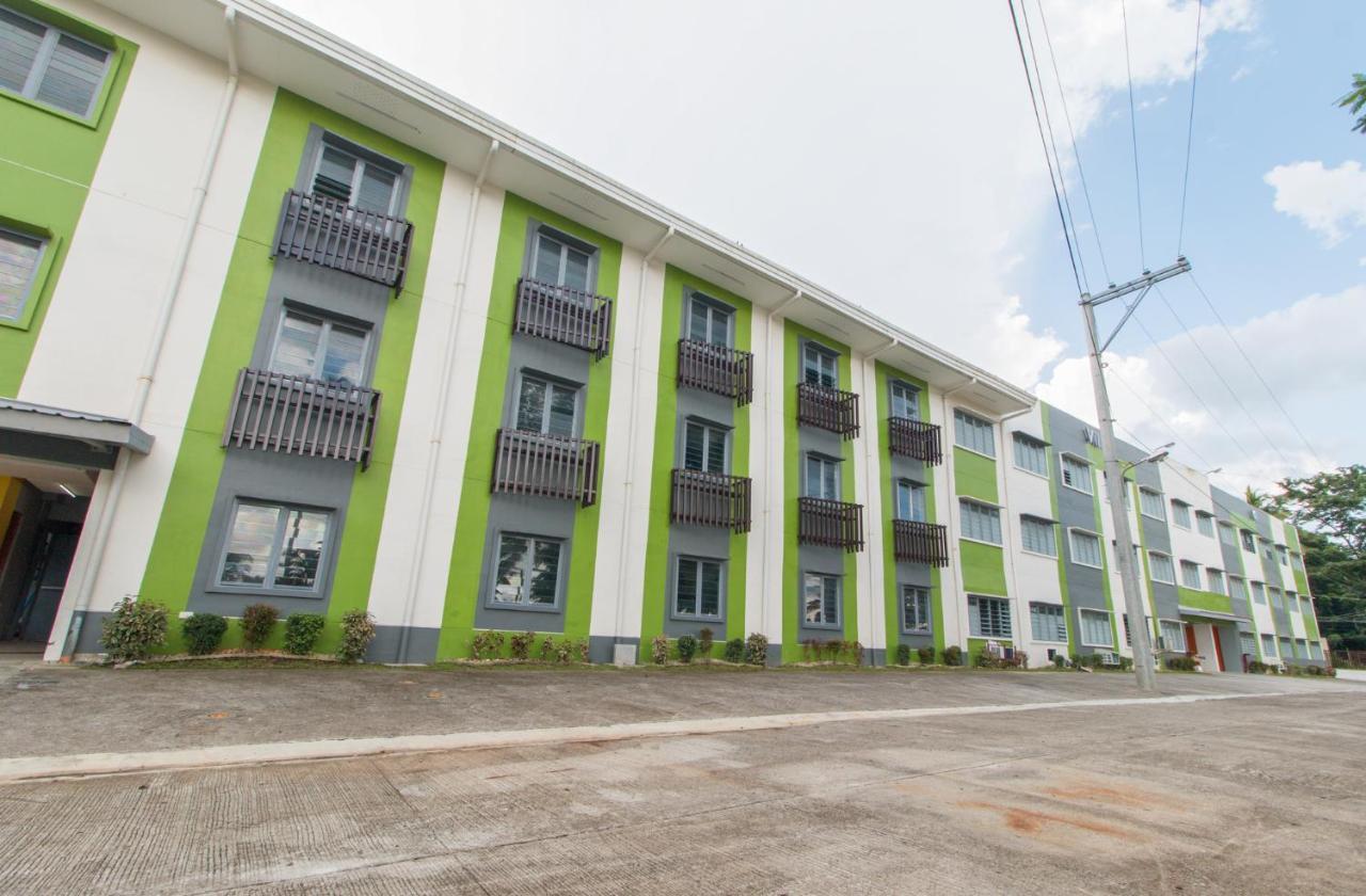 Reddoorz @ Sunfields Lipa Batangas Hotel Lipa City Exterior photo