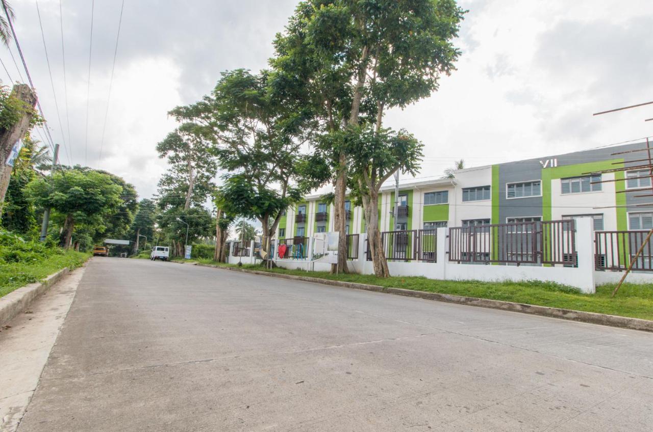 Reddoorz @ Sunfields Lipa Batangas Hotel Lipa City Exterior photo
